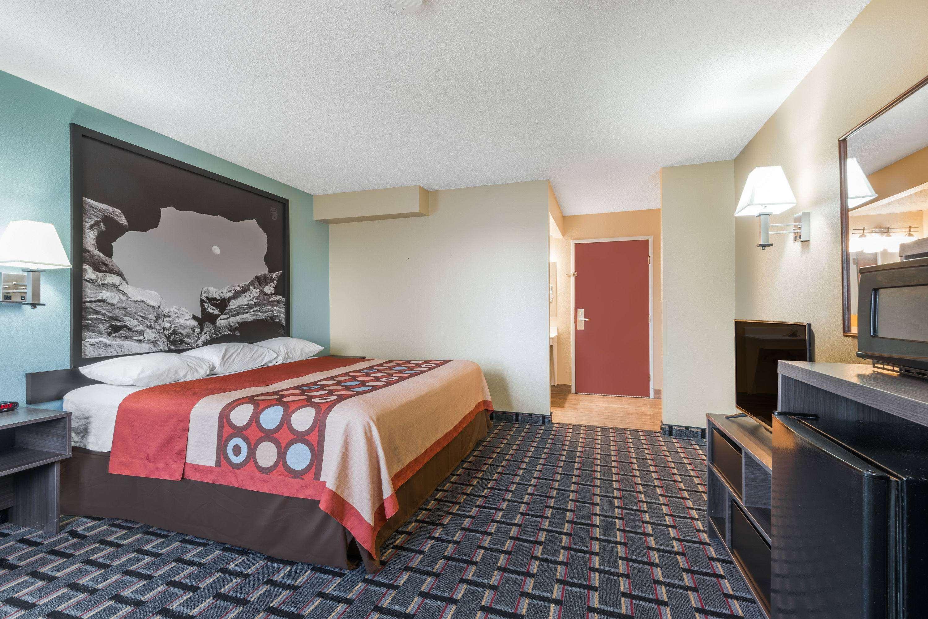 Super 8 By Wyndham Henderson North East Denver Exterior photo