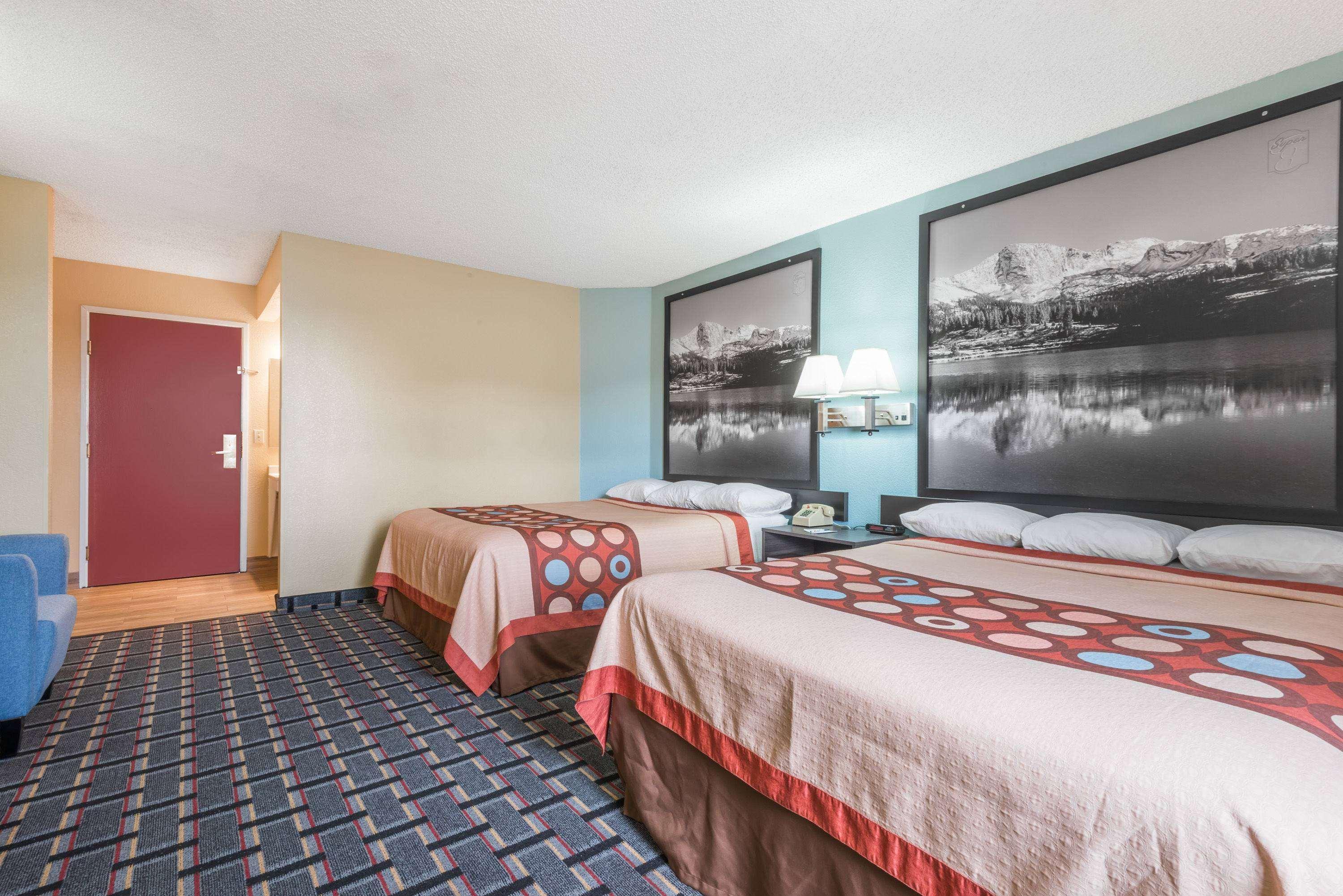Super 8 By Wyndham Henderson North East Denver Exterior photo
