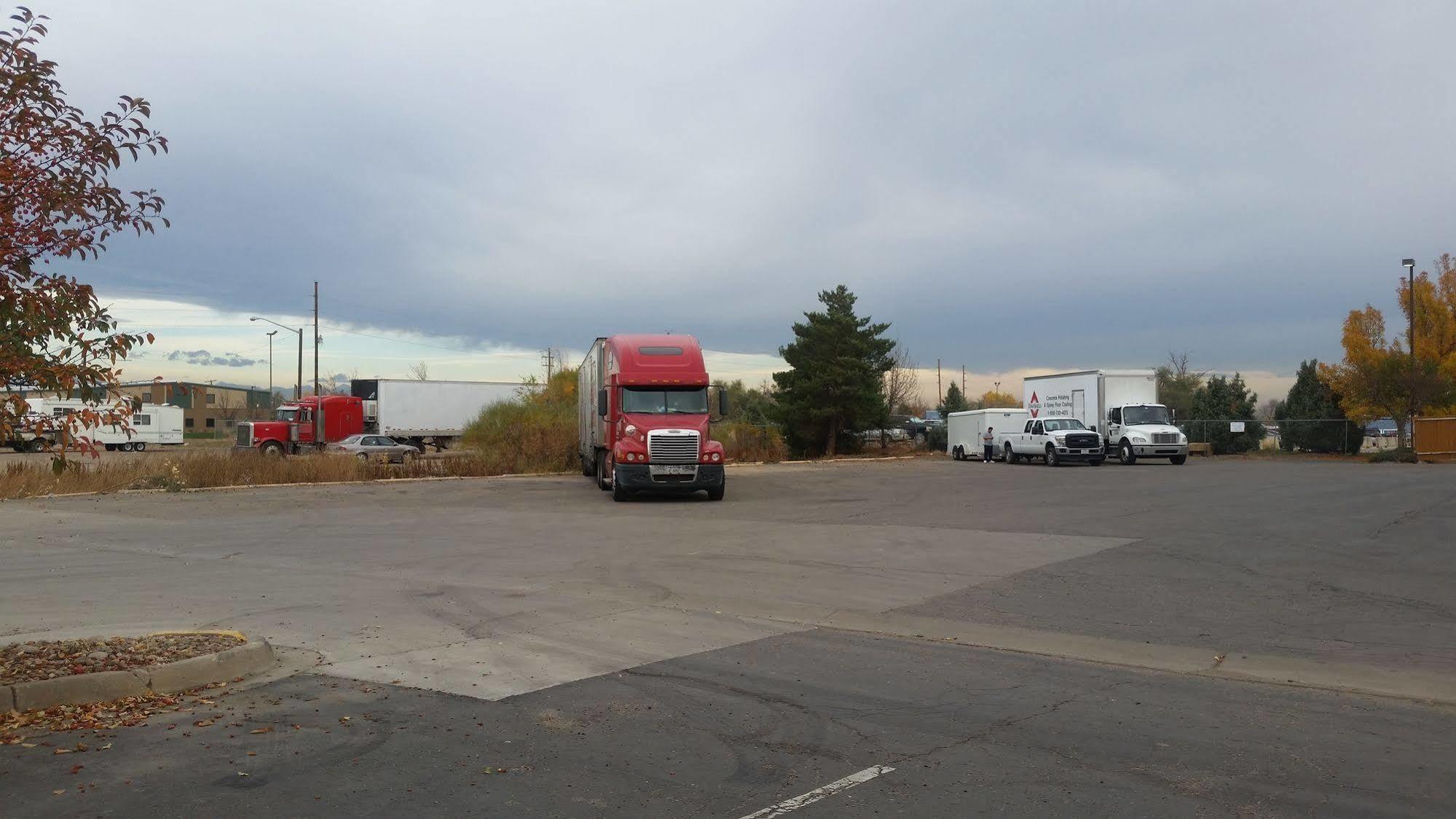 Super 8 By Wyndham Henderson North East Denver Exterior photo